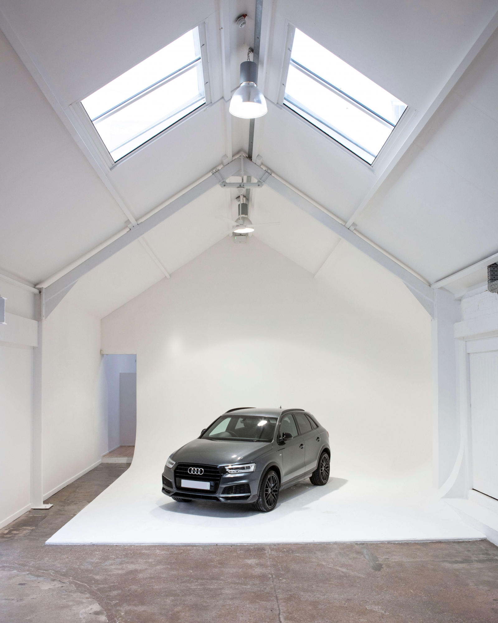 fiveourstudios Car