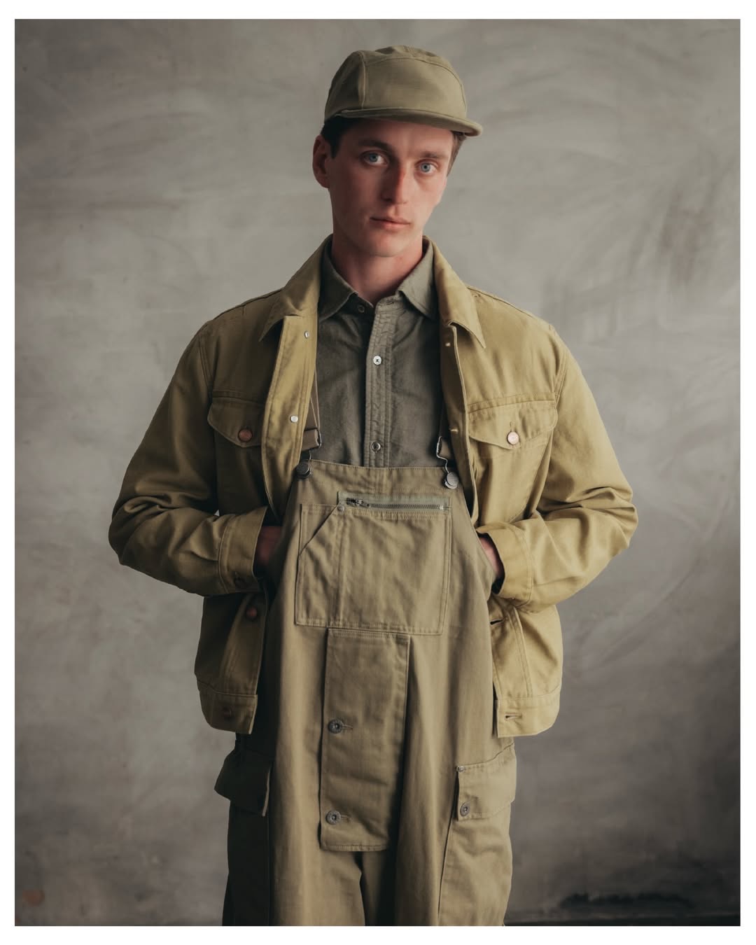 Nigel Cabourn SS26 Lookbook, shot against Studio Two’s brushed concrete wall 🩶

📸 : @d_watso 

#fivefourstudios