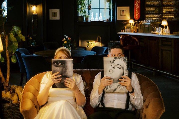 A day full of fun & love for Matt & Francesca’s recent wedding ????

????: @gingerbeardweddings 

@francescaspeakman 
@matthewmelling
@floveevents
@theancoatsflorist 
@nickmalonefilm
@pieminister
@grazeanatomymcr
@nellspizza
@thepalmsbakery 
@afewscoopsicecream
@hipswinguk
@just_natas 
@nadettes_beauty_parlour 
@fbbridalstudio
@catherine__deane 
@selinacampbelljewellery
@tierneyabbott 
@bridalbyfrankie 
@eseddon_makeup 
@bangandloopsalon 
@bluelionband

#wedding #weddingphotography #weddingvenue #weddingvenuemanchester #venue #venuehire #venuehiremanchester #alternativewedding #bride #groom #weddingday #weddinginspiration #weddingdress #weddings #weddingideas #weddingdecor #weddingplanner #love #party #bridal #weddingparty #minimalistwedding #weddinginspo #event #eventvenue #location #locationhire #locationscout #fivefourstudios #manchester